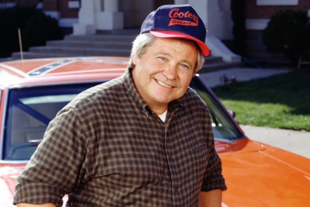 ‘Dukes of Hazzard’ Star Ben Jones Dies at 84 After Heart Attack