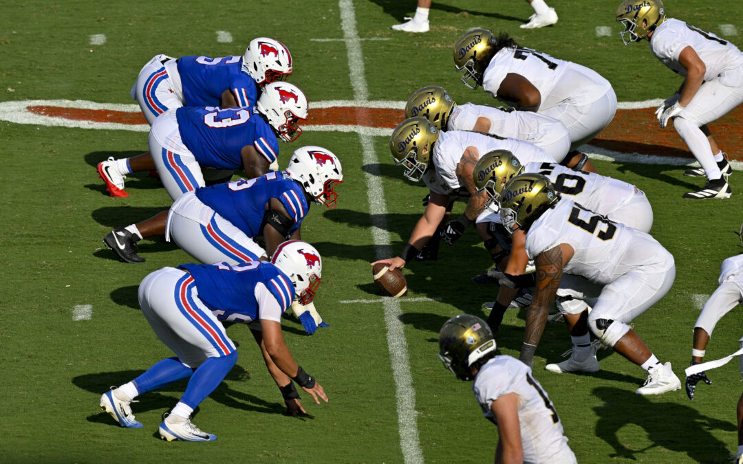 Kevin Jennings Erupts for 5 TDs as No. 17 SMU Routs UC Davis