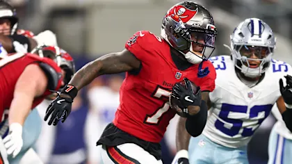 Cowboys Can’t Overcome 3 Late Turnovers, Fall 24-16 to Buccaneers: Live Game Log