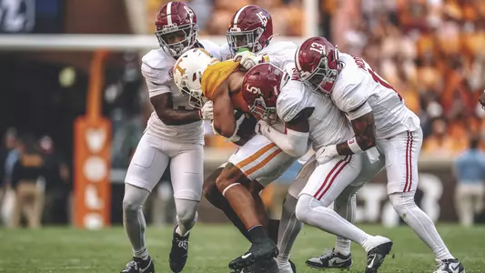 Alabama Faces Tennessee With Injuries Mounting After Georgia Loss