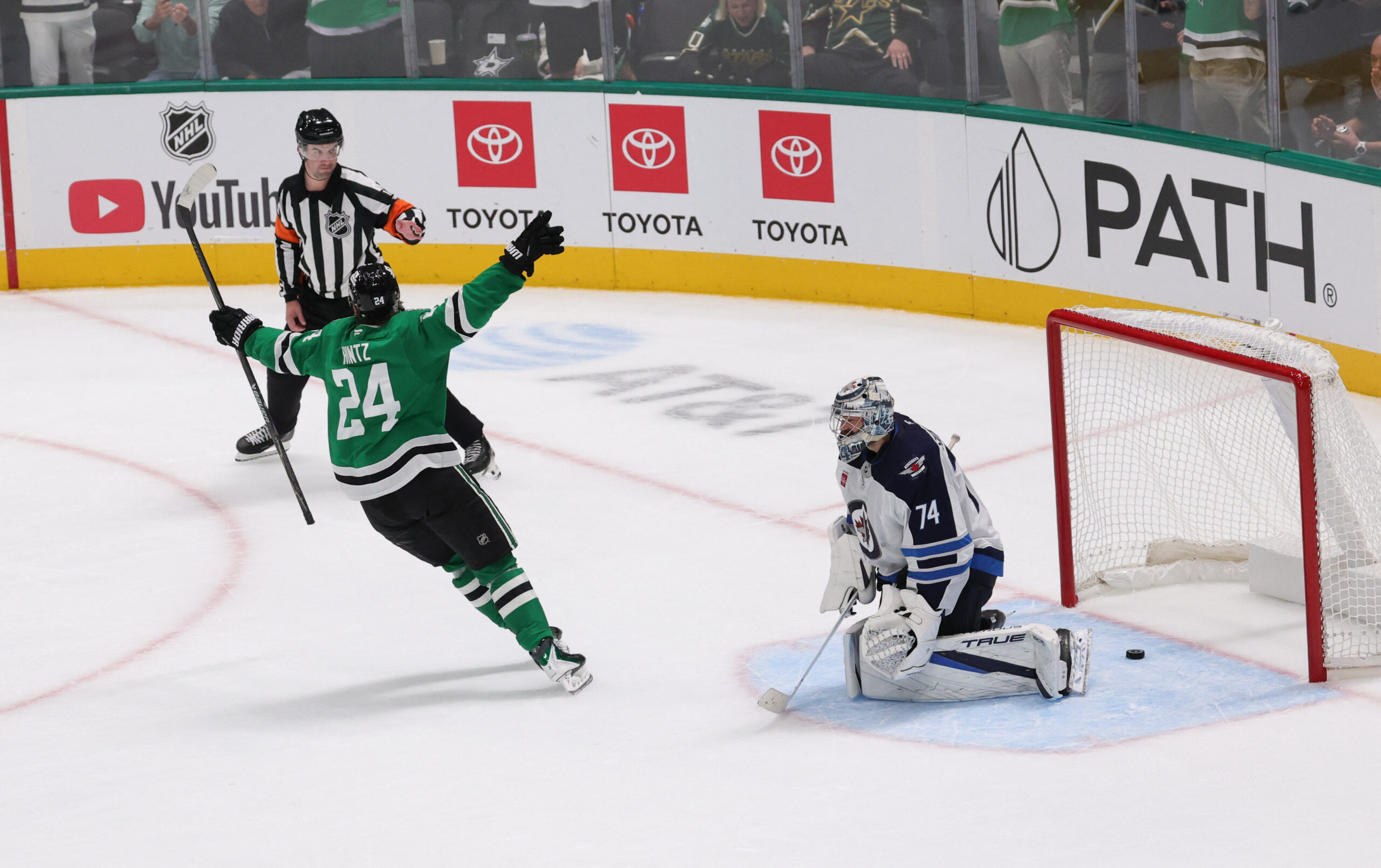NHL: Winnipeg Jets at Dallas Stars